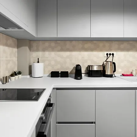 High-end With Panoramic View, Parking & Pool Apartament *