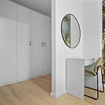 High-end With Panoramic View, Parking & Pool Apartman Bukarest