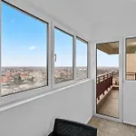 Apartman High-end With Panoramic View, Parking & Pool *