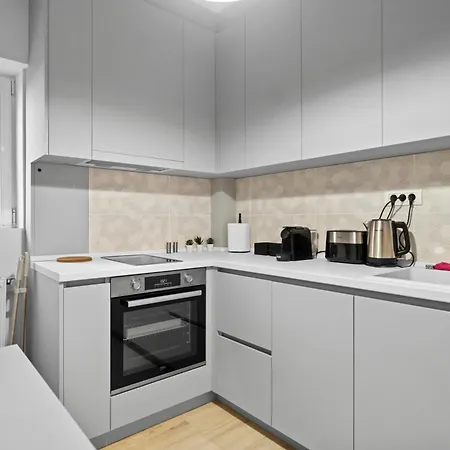 Apartment High-end With Panoramic View, Parking & Pool