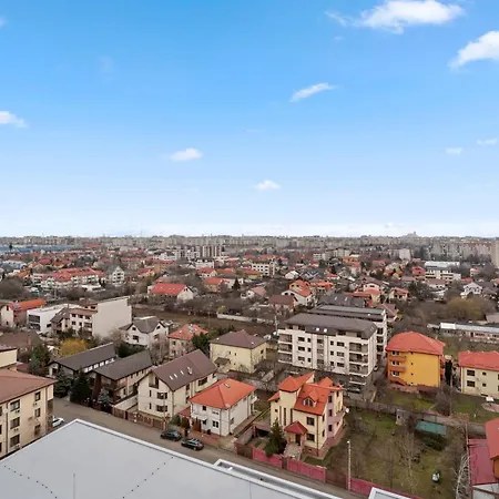 High-end With Panoramic View, Parking & Pool Apartmán *