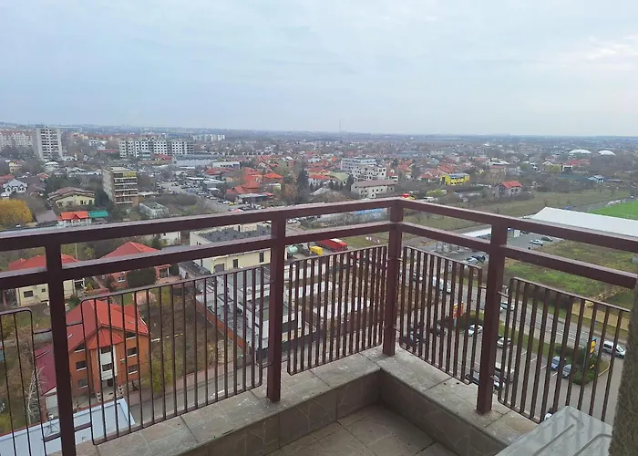 Apartmán High-end With Panoramic View, Parking & Pool Bukurešť